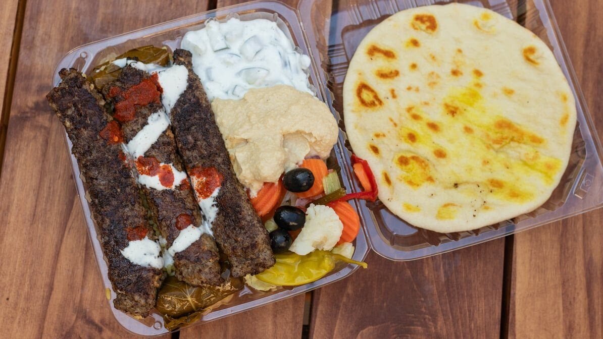 Kofta plate with rice, salad and sauce