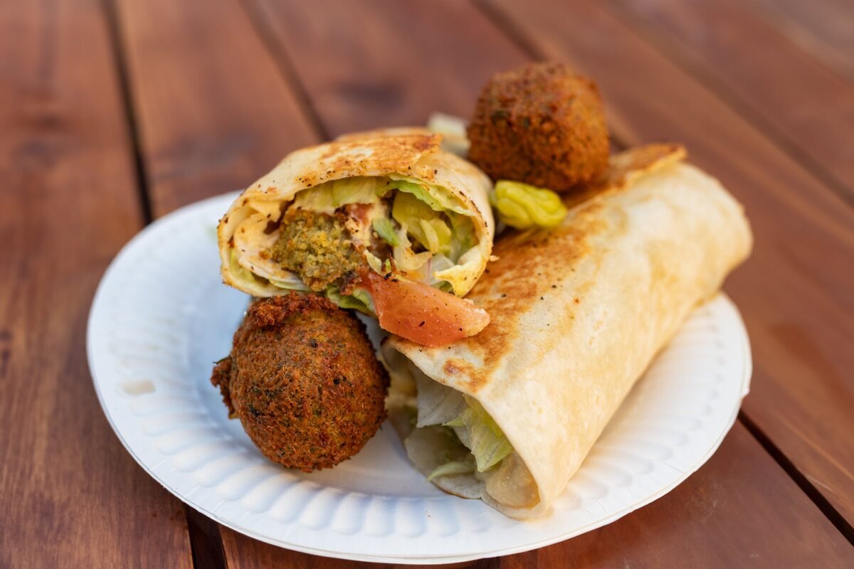 Falafel shawarma